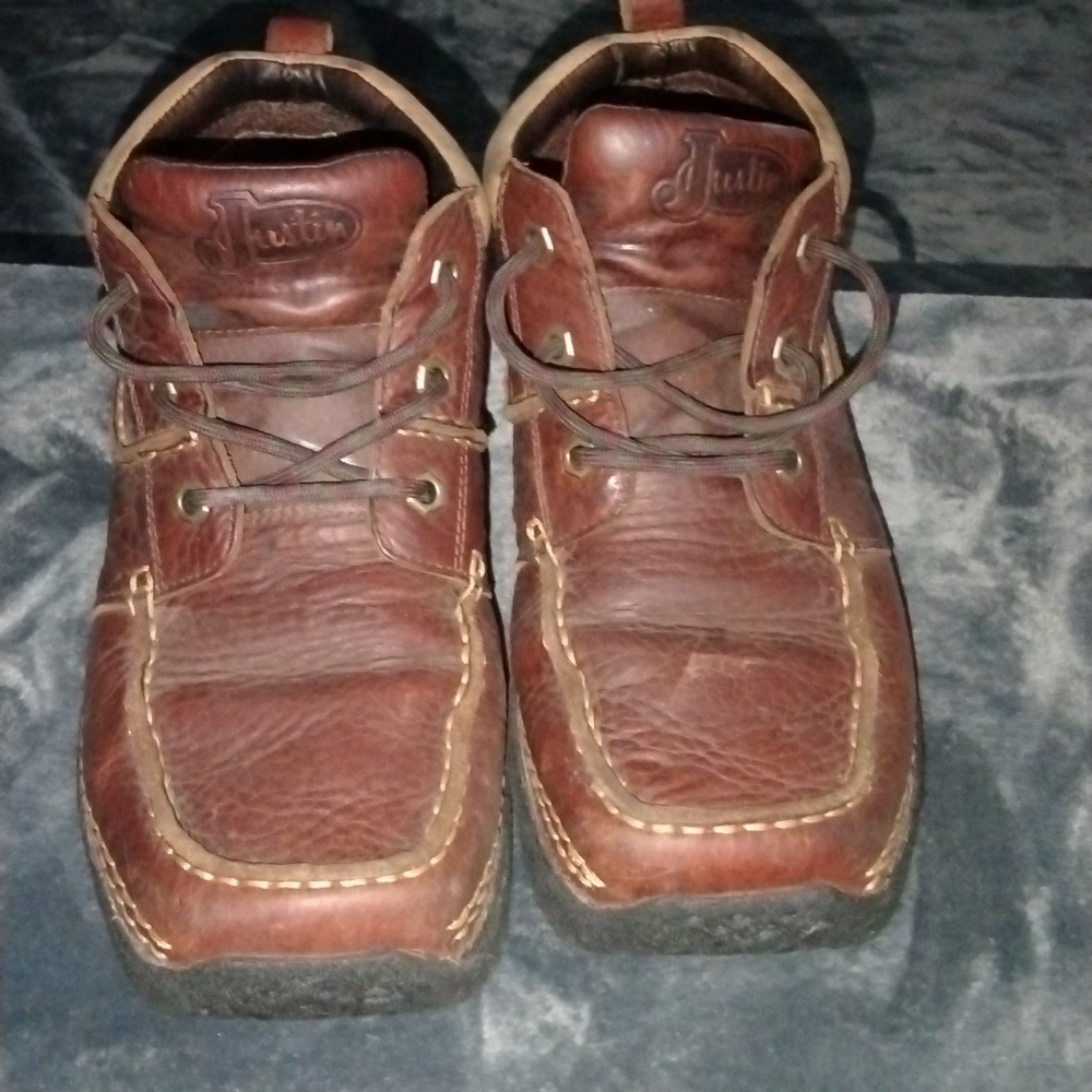 Men's Justin leather boots